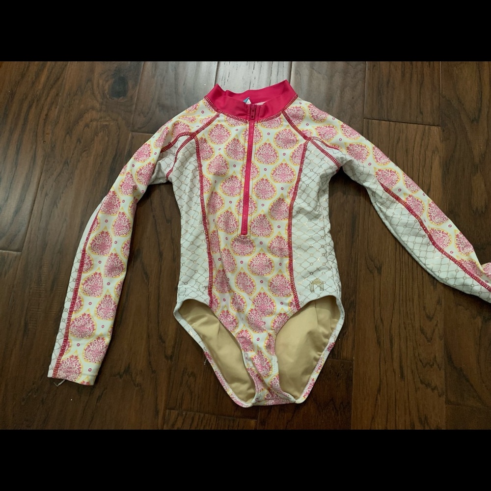 Cabana Life girls one piece swim suit size 6.